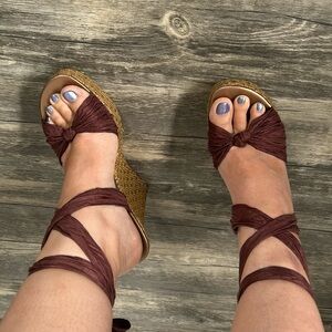 Boutique Nordstrom Ribbon Wedges Size 10